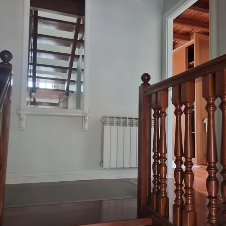 Casa Tovarei * ריבאדאו