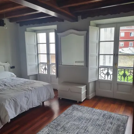 Casa Tovarei *